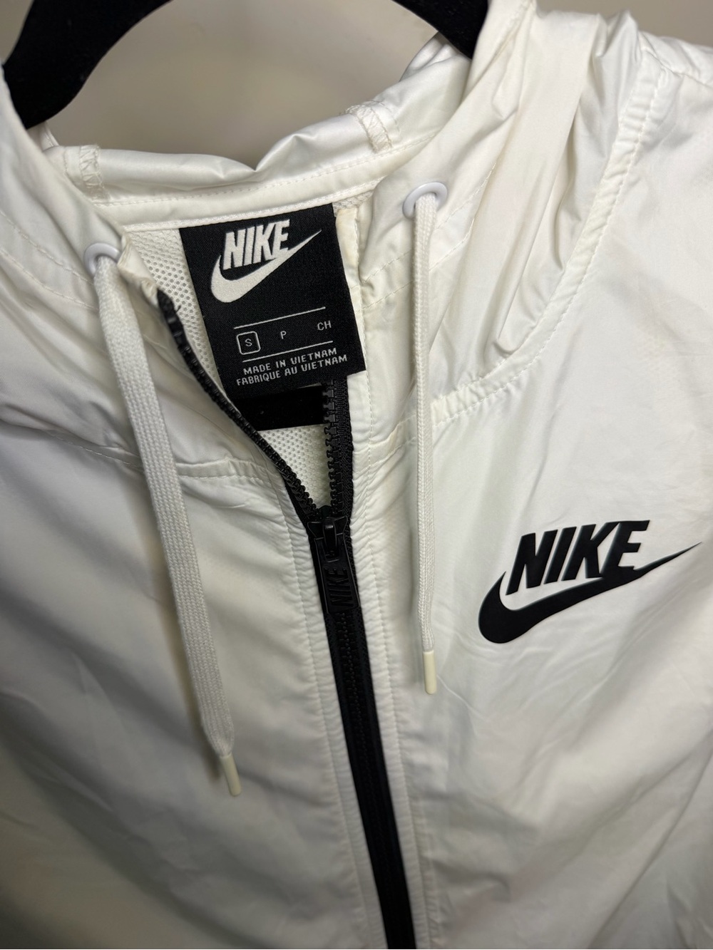 Nike White Windbreaker Jacket with Black Logo